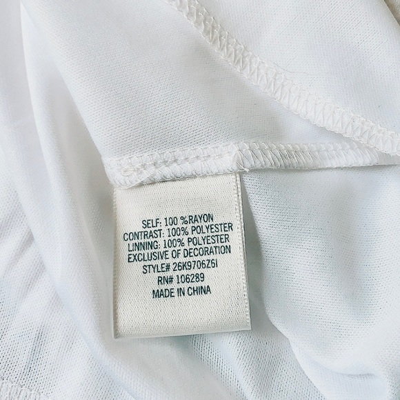 Francesca's Collections | White Short Sleeve Dress - Picture 7 of 8